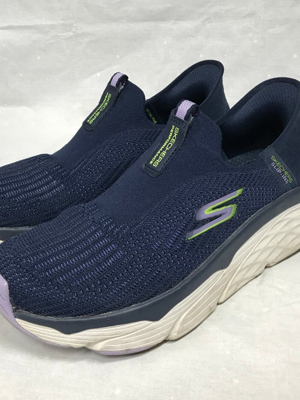 Skechers Women's Slip Ins Hands Free Max Cushion